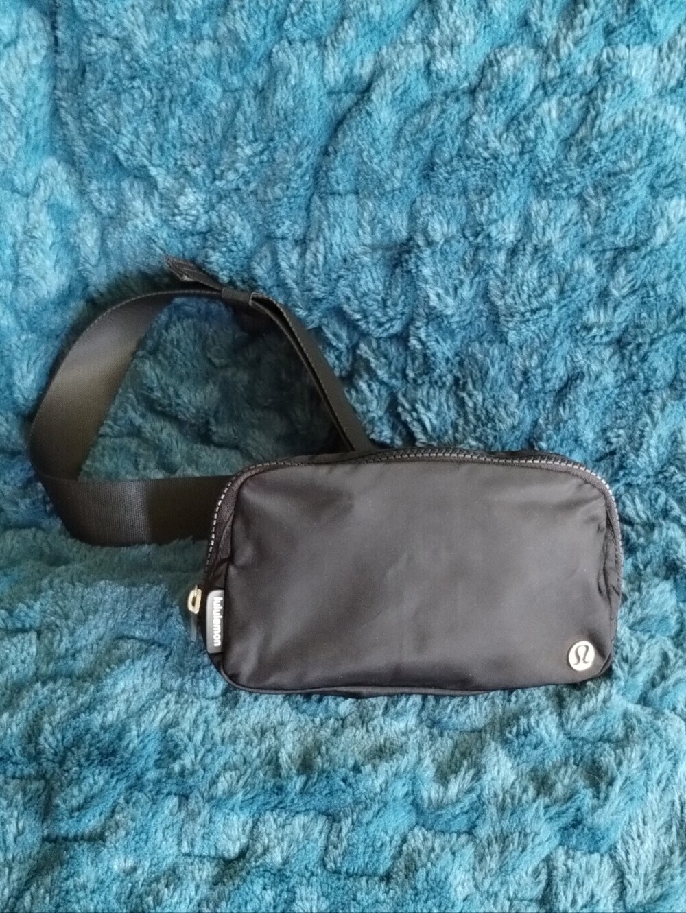 Lululemon Everywhere Belt Bag Black Nylon Waist Pack Crossbody Fanny Pack